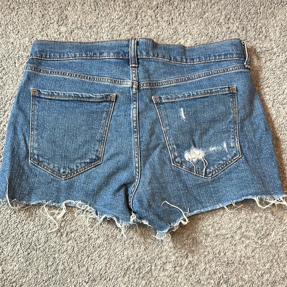 Women’s blue distressed jean shorts - Picture 6 of 6